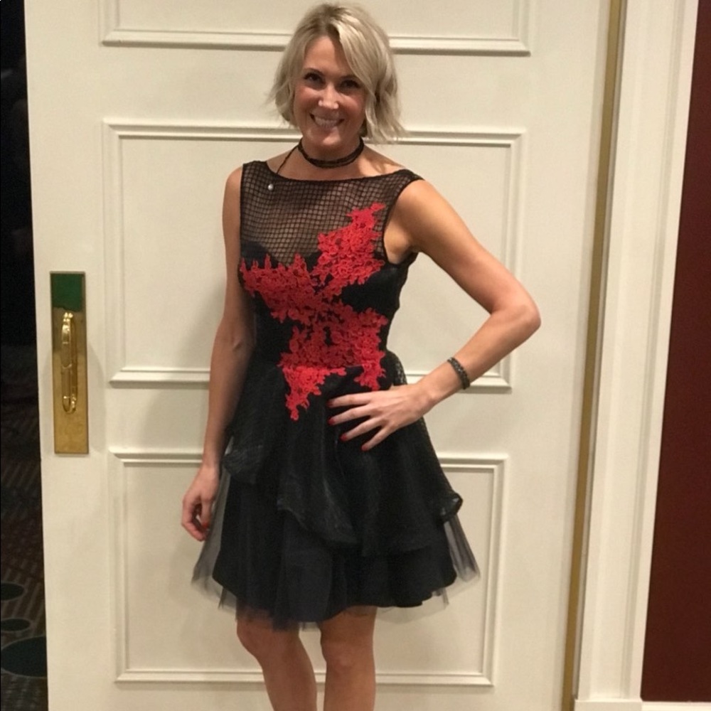 Meet your Posher, Liz